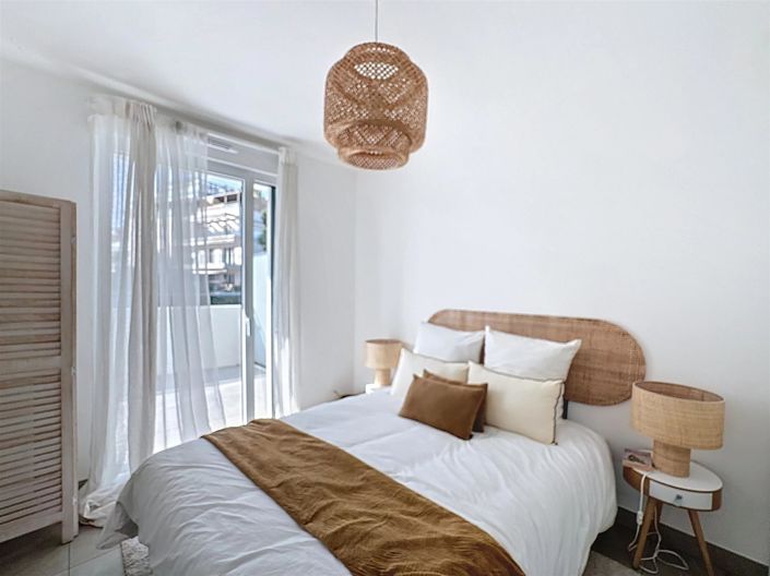 Image No.17-3 Bed Apartment for sale