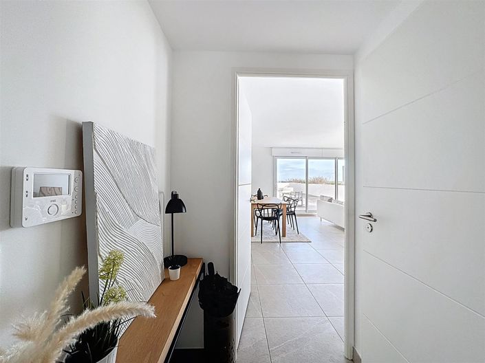 Image No.9-3 Bed Apartment for sale