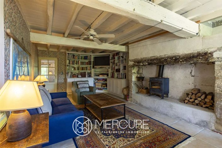 Image No.10-6 Bed House for sale