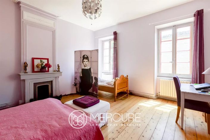 Image No.12-15 Bed House for sale