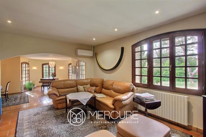 Image No.3-6 Bed House for sale