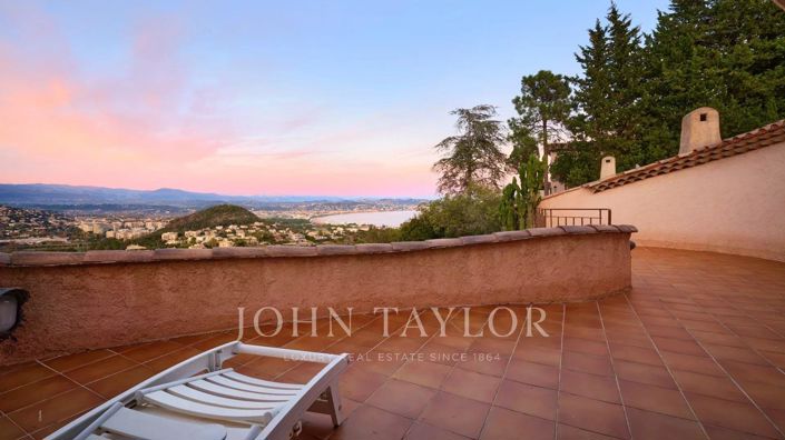 Image No.16-3 Bed House for sale