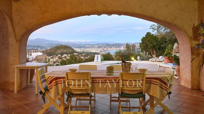 Image No.22-3 Bed House for sale