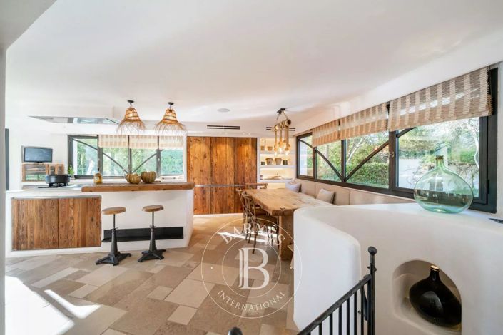 Image No.3-7 Bed House for sale