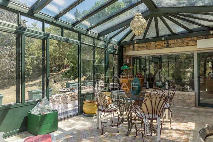 Image No.3-3 Bed House for sale