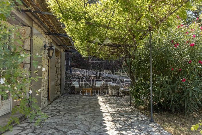 Image No.8-3 Bed House for sale