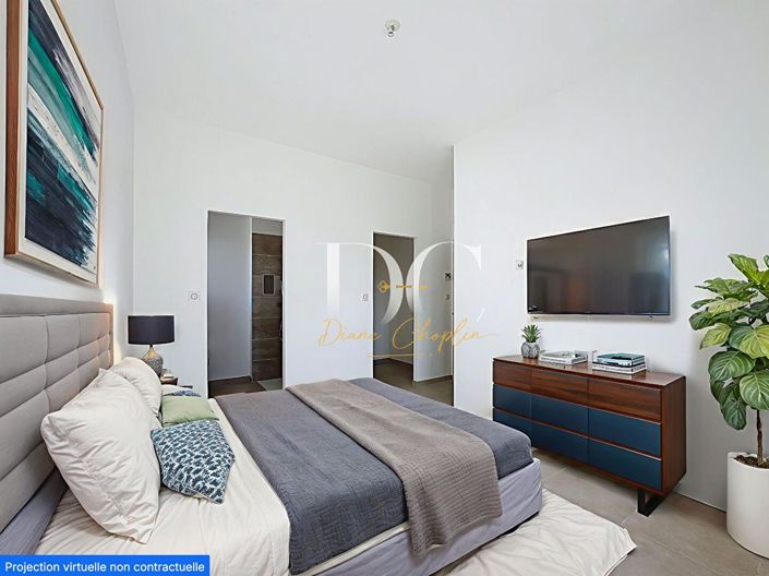 Image No.9-4 Bed House for sale