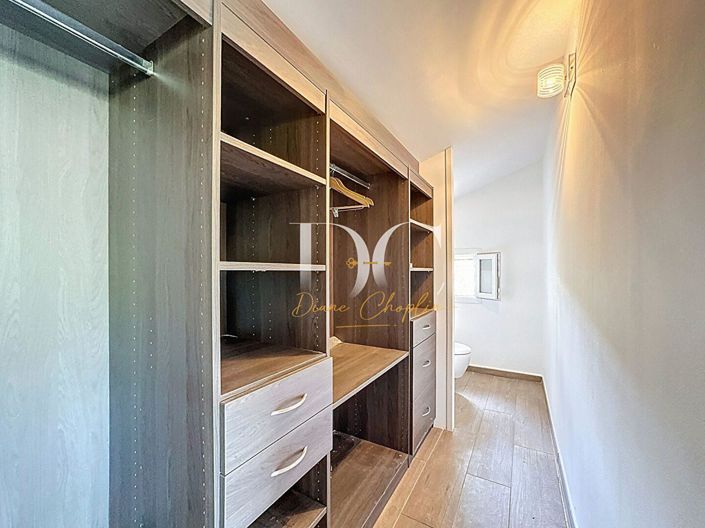 Image No.13-4 Bed House for sale