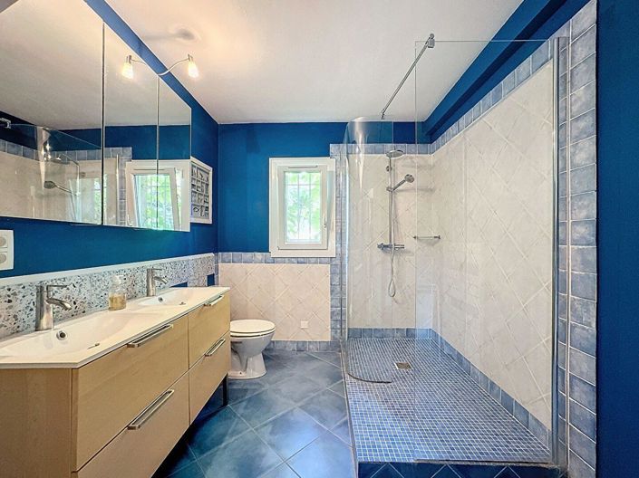 Image No.16-4 Bed House for sale