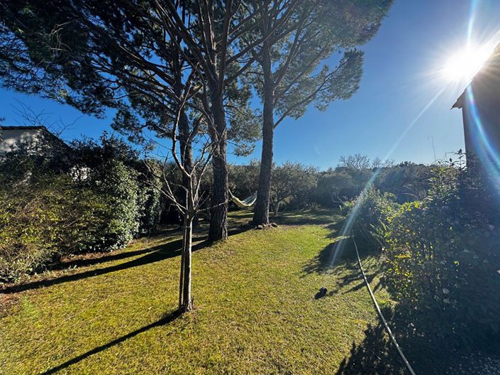 Image No.17-4 Bed House for sale