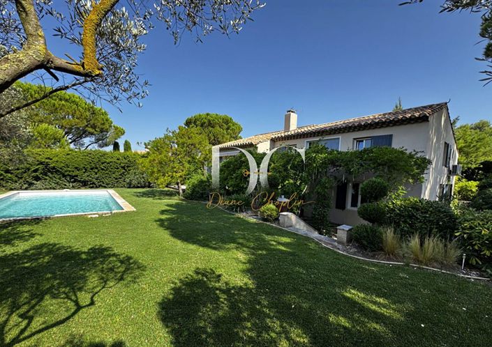 Image No.18-4 Bed House for sale