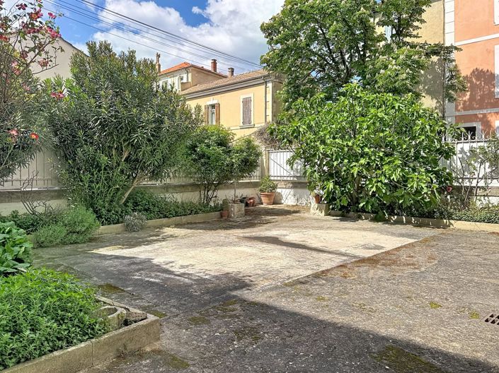 Image No.19-3 Bed House for sale