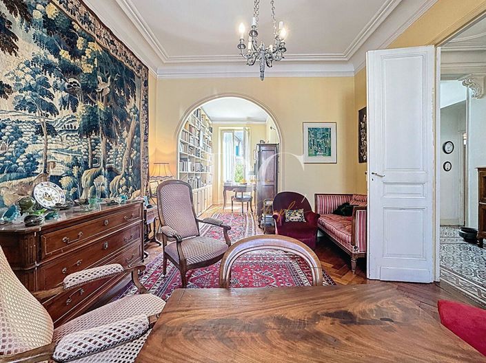 Image No.5-3 Bed House for sale