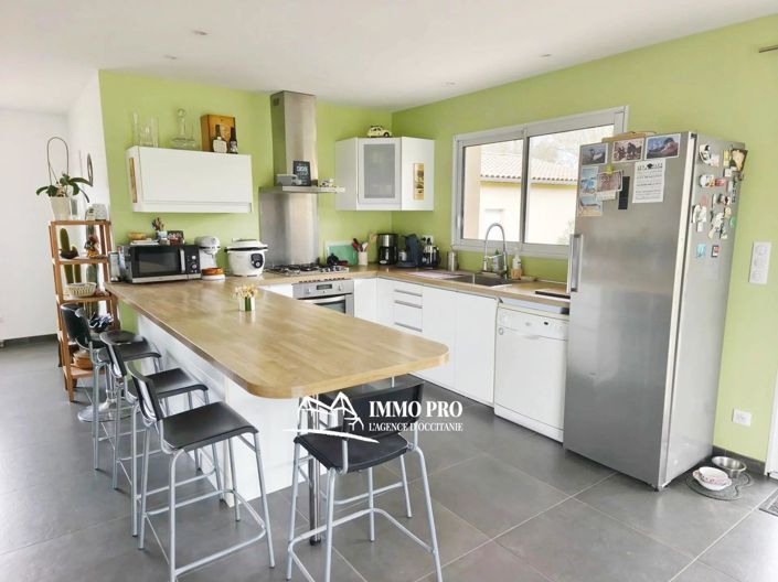 Image No.6-4 Bed House for sale