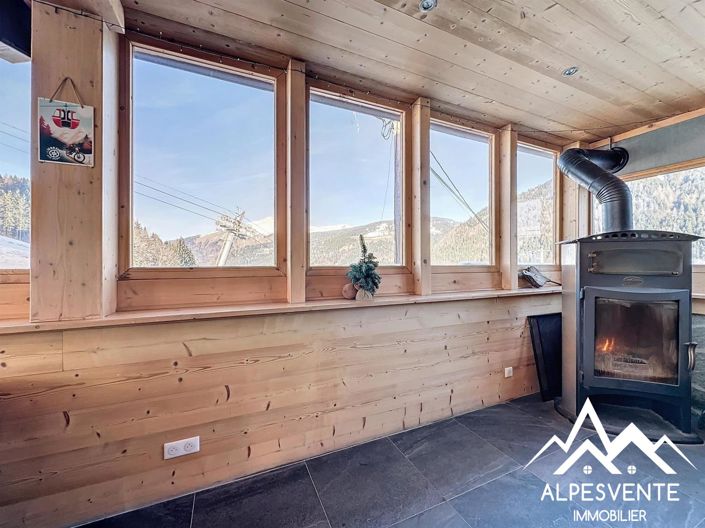 Image No.17-6 Bed House for sale