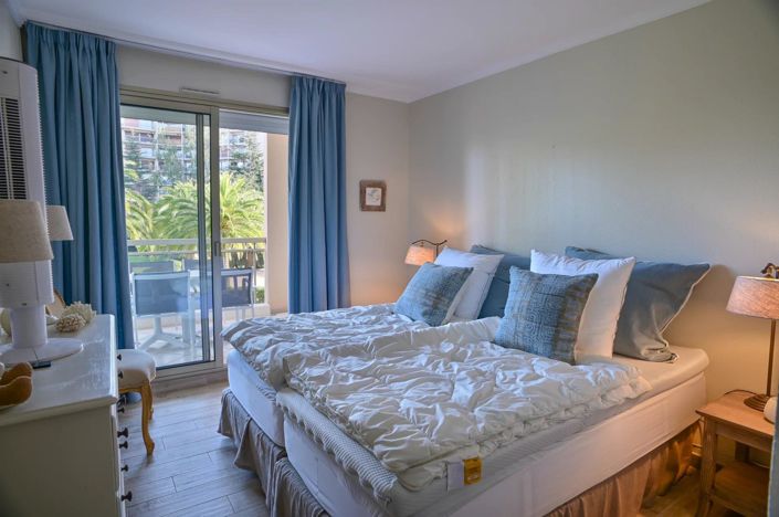 Image No.11-3 Bed Apartment for sale