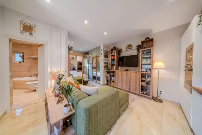 Image No.4-Apartment for sale