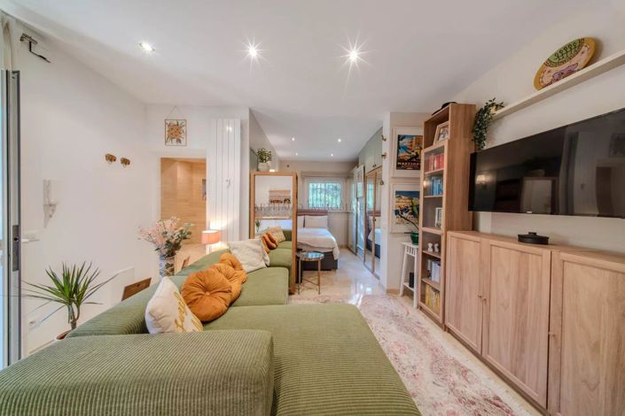 Image No.8-Apartment for sale