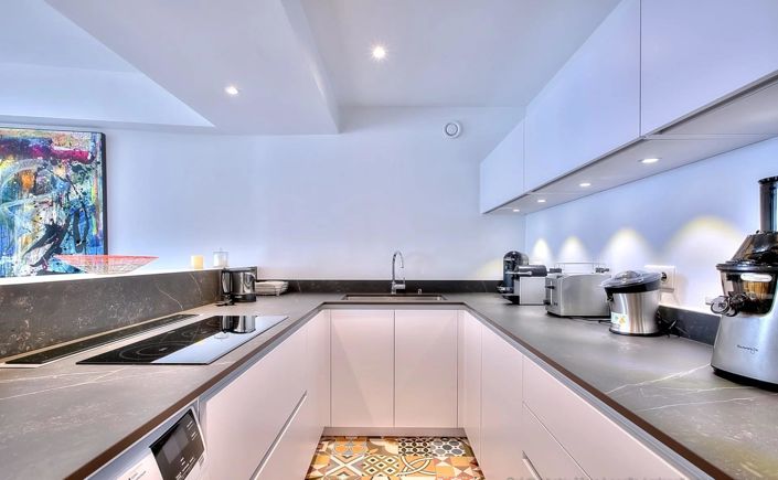 Image No.8-3 Bed Apartment for sale