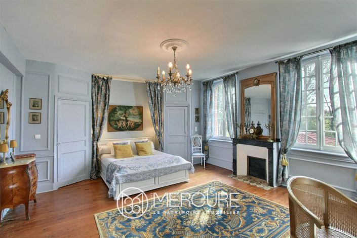 Image No.8-4 Bed House for sale