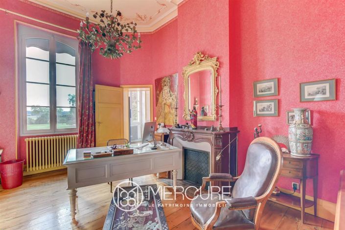 Image No.6-6 Bed House for sale