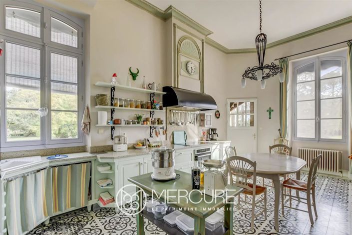 Image No.7-6 Bed House for sale