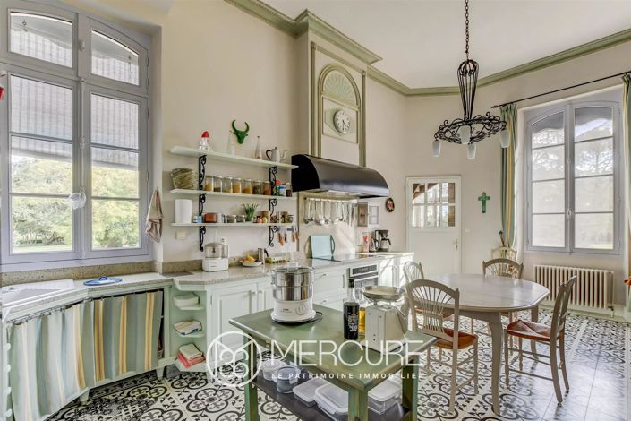 Image No.7-6 Bed House for sale