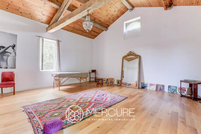 Image No.11-6 Bed House for sale