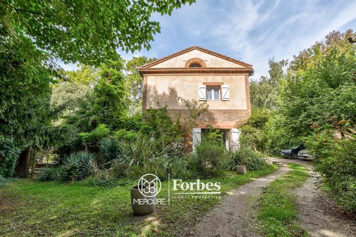 Image No.2-6 Bed House for sale