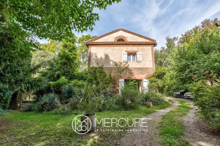 Image No.2-6 Bed House for sale