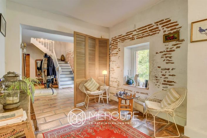 Image No.7-6 Bed House for sale