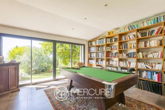 Image No.7-5 Bed House for sale