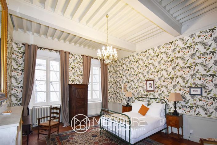 Image No.7-7 Bed House for sale