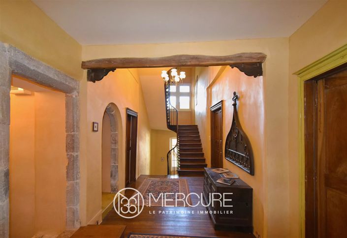 Image No.9-7 Bed House for sale