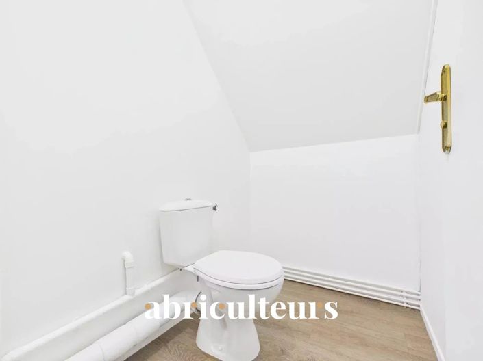 Image No.13-4 Bed House for sale