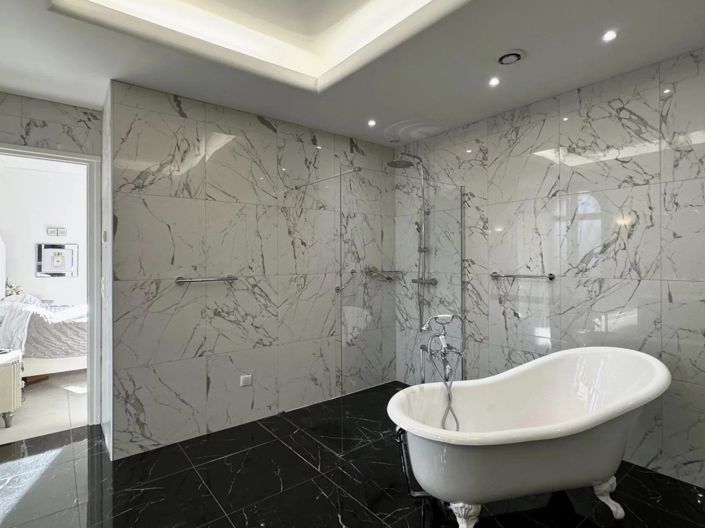 Image No.10-4 Bed House for sale