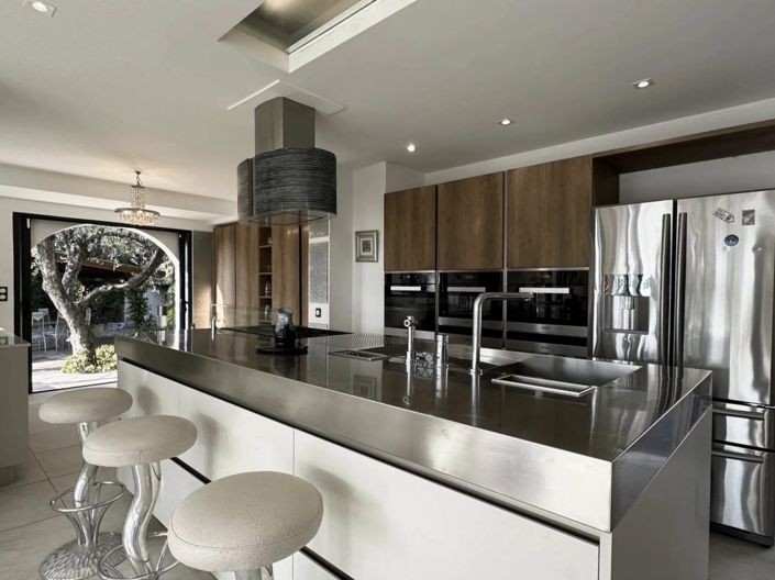 Image No.5-4 Bed House for sale