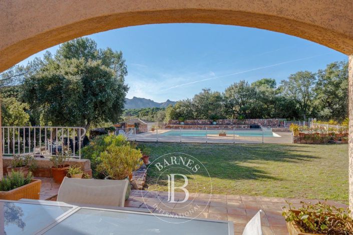 Image No.3-Maison de 6 chambres à vendre à Roquebrune-sur-Argens