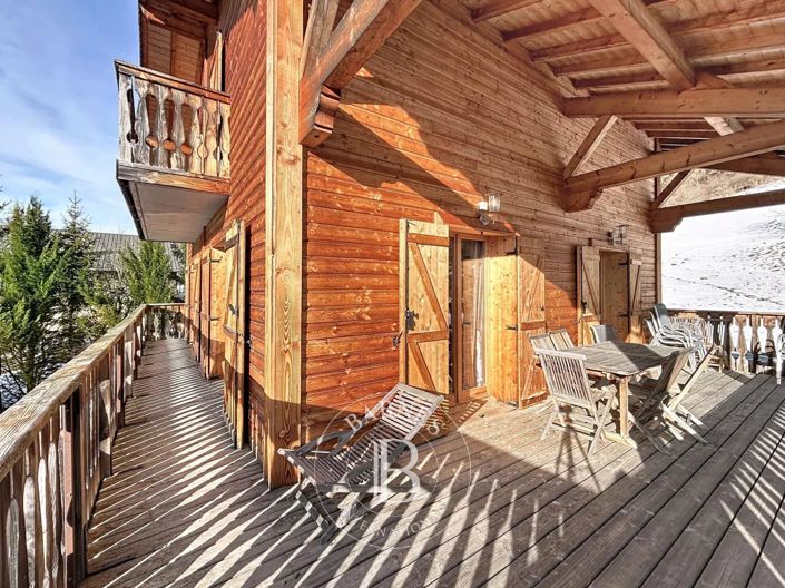 Image No.11-5 Bed House for sale