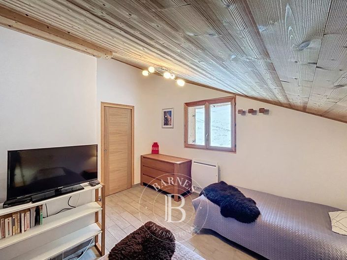 Image No.27-5 Bed House for sale