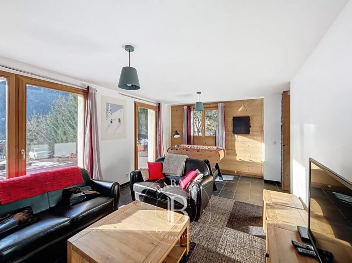 Image No.31-5 Bed House for sale