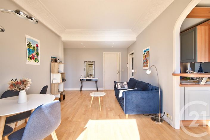 Image No.2-Appartement de 1 chambre à vendre à Nice