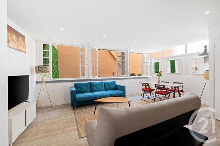 Image No.2-Appartement de 2 chambres à vendre à Nice