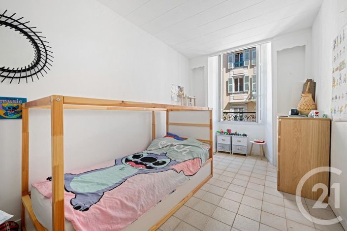 Image No.8-Appartement de 2 chambres à vendre à Nice