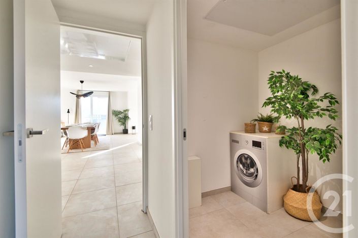 Image No.13-3 Bed Apartment for sale