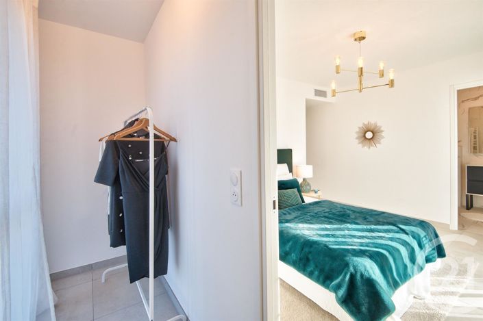 Image No.16-3 Bed Apartment for sale