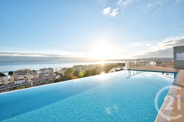 Image No.25-3 Bed Apartment for sale