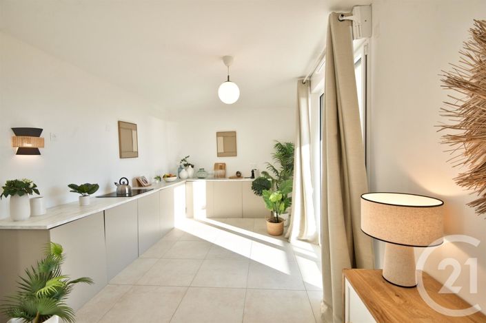 Image No.7-3 Bed Apartment for sale