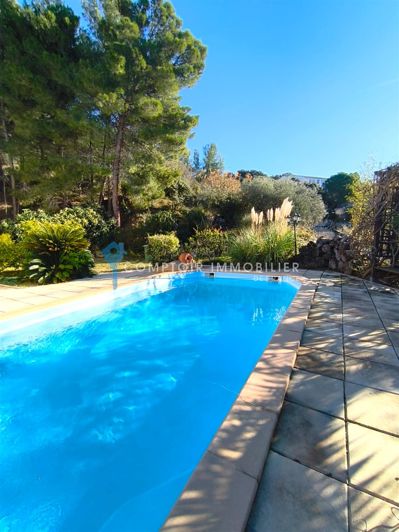 Image No.2-5 Bed House for sale