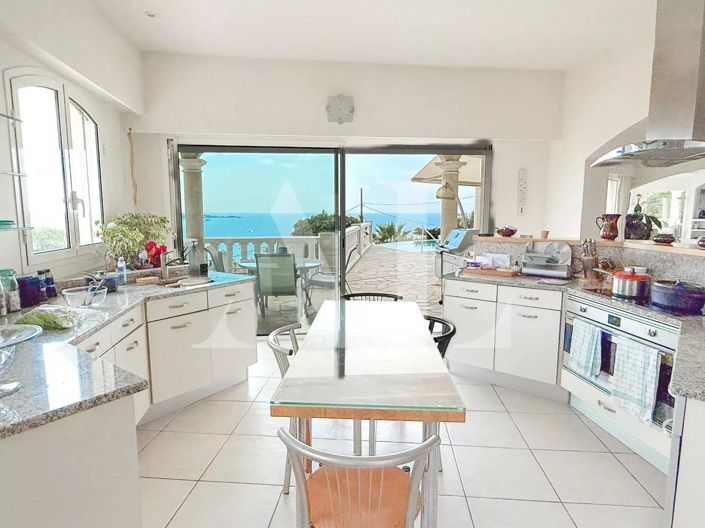 Image No.4-3 Bed House for sale